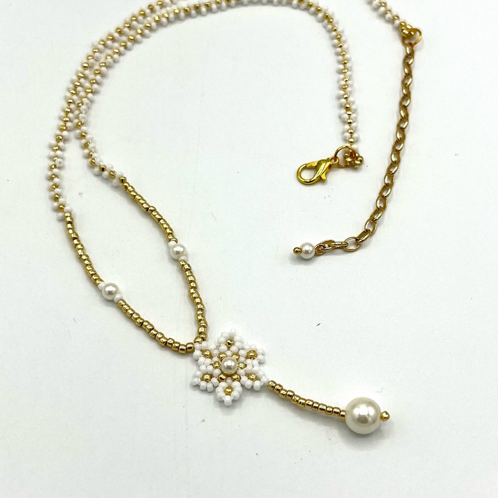 HAND CRAFTED Beaded White and Gold Bridal Necklace - Picture 3 of 5